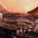 hands-2888625_640