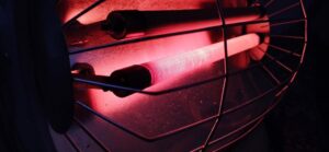 lampa-na-podczerwien-dzialanie-zastosowanie-i-przeciwwskazania